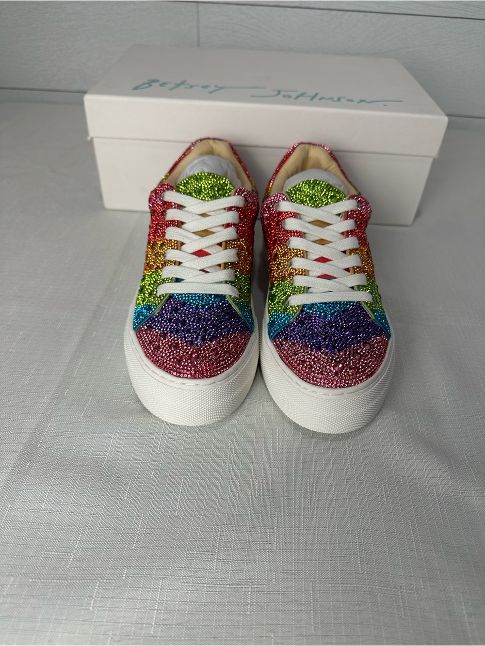 Betsey Johnson Sidny Rainbow Sneaker Size 6 - Picture 4 of 12
